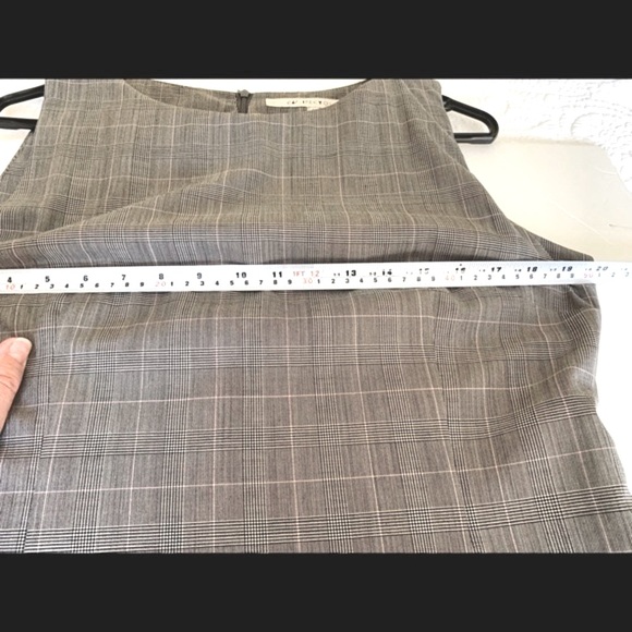 45% wool blend Light gray plaid straight style dress just at knee Eu44 US 12 - Picture 13 of 16